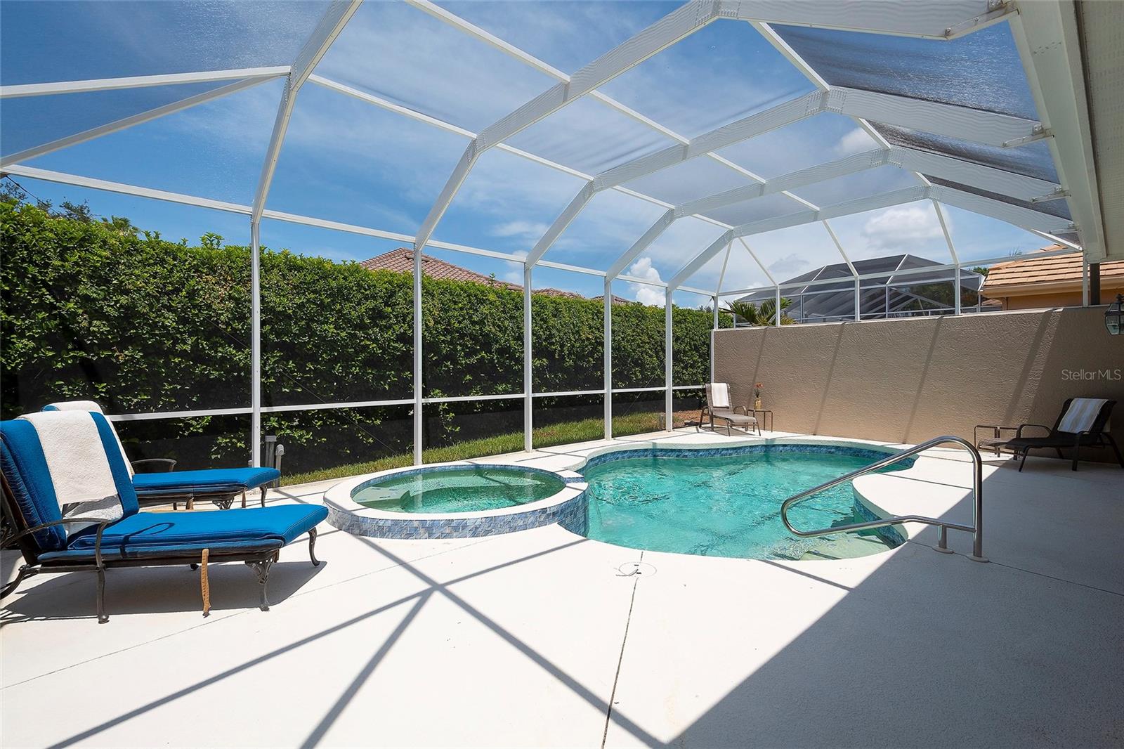 ROSEDALE GOLF & TENNIS CLUB COMMUNITY - Residential