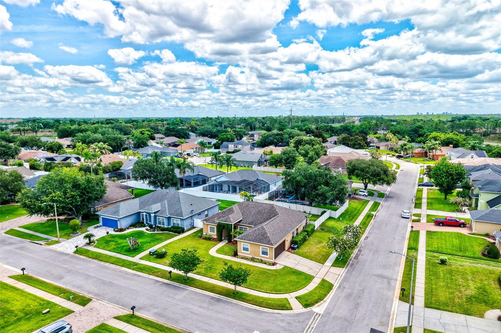 FALCON POINTE REP - Residential