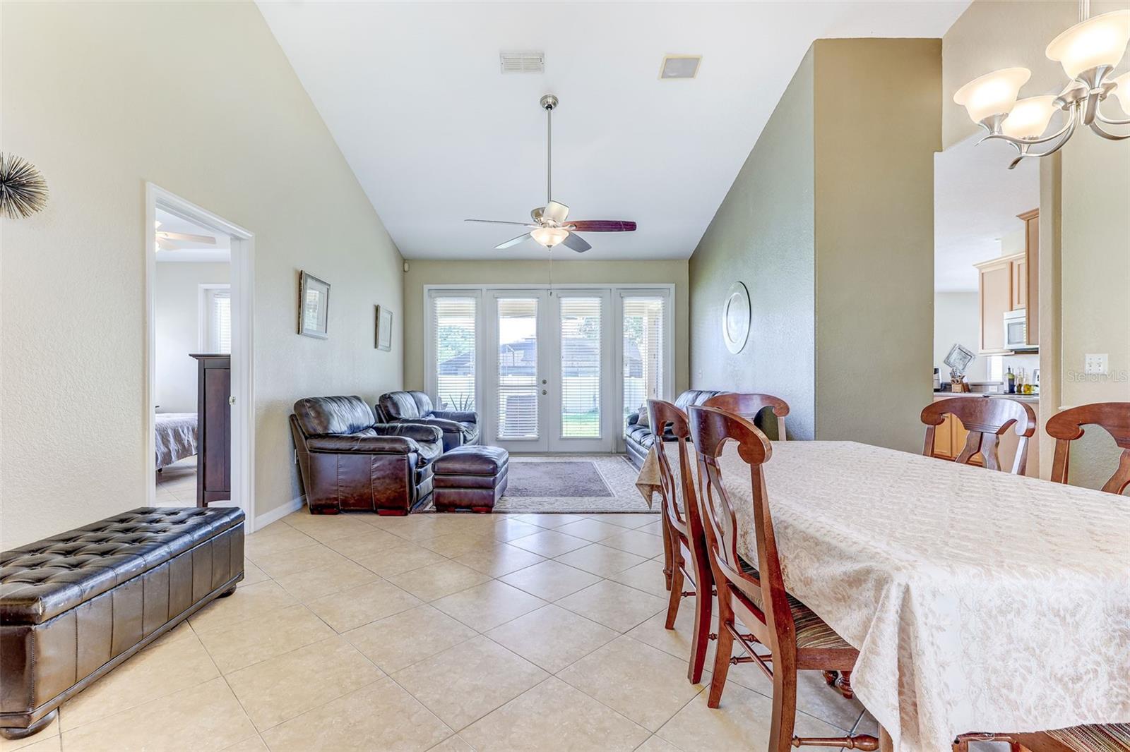 FALCON POINTE REP - Residential