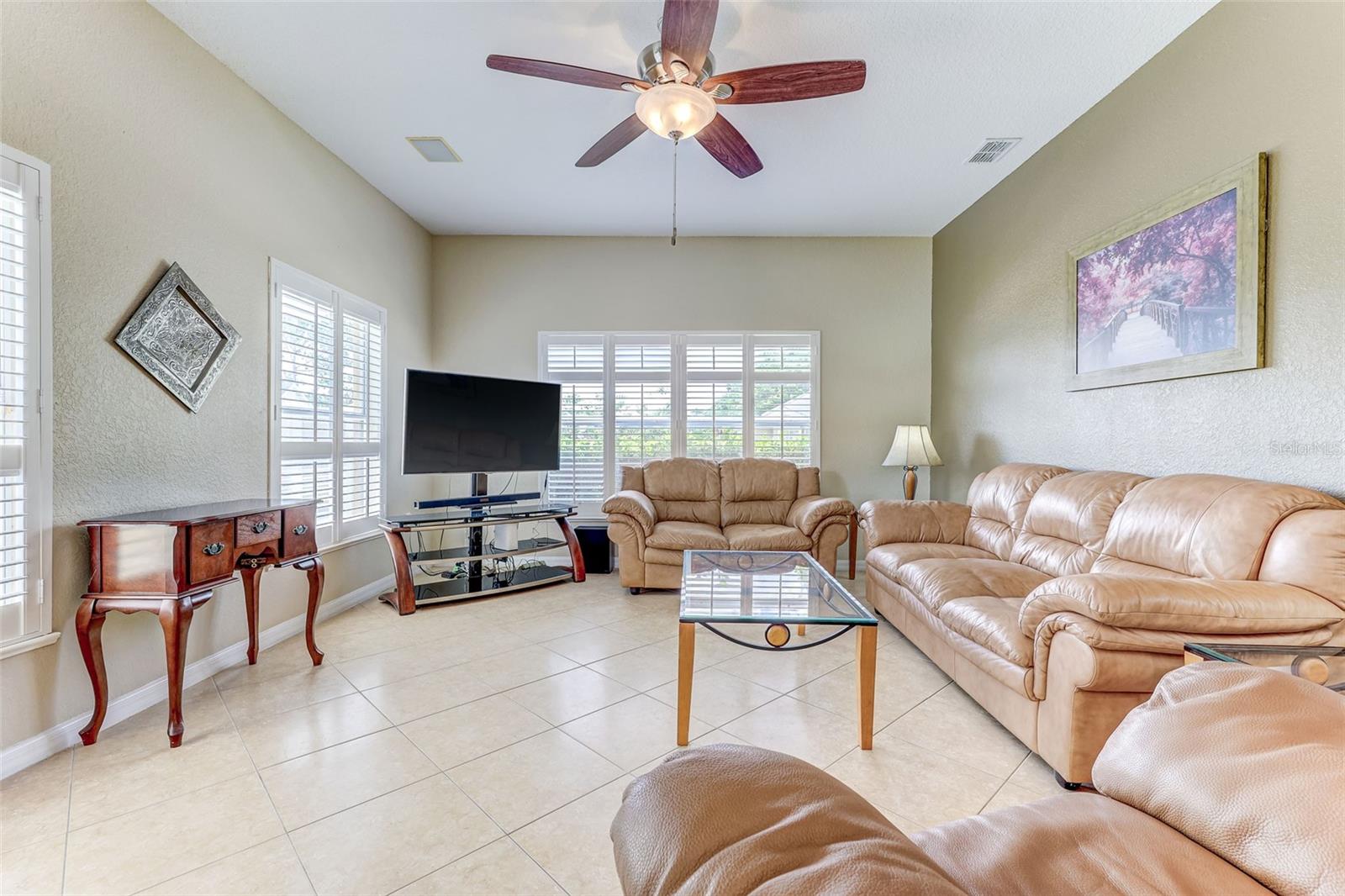 FALCON POINTE REP - Residential