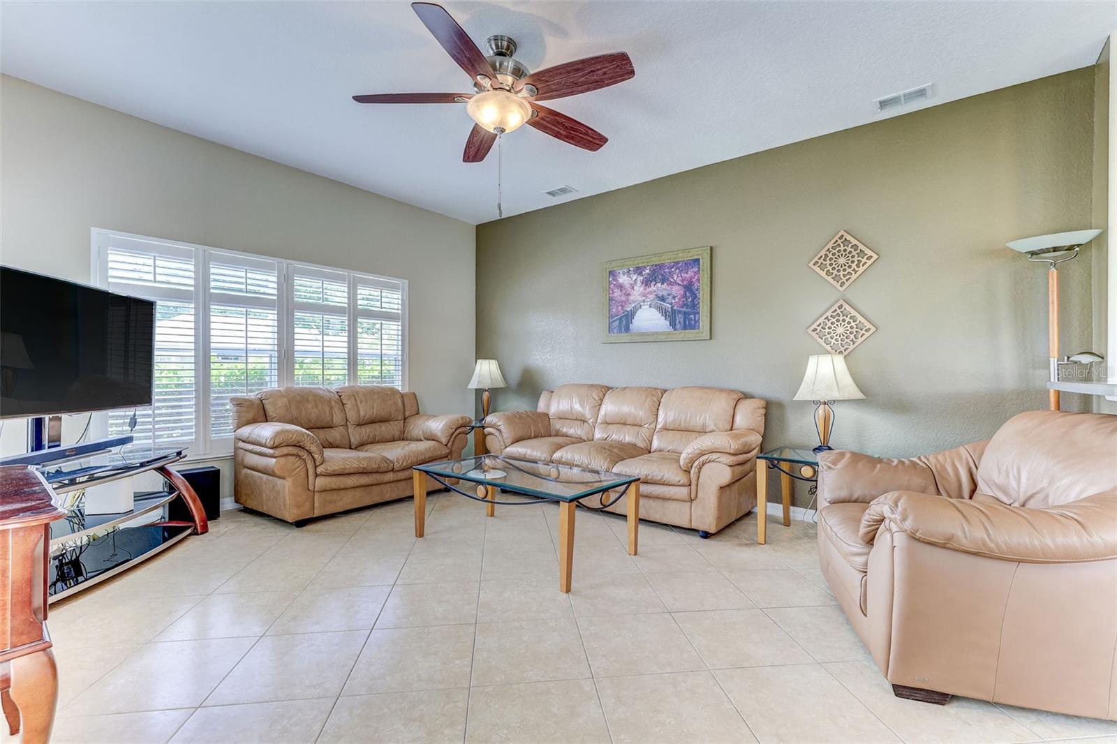 FALCON POINTE REP - Residential