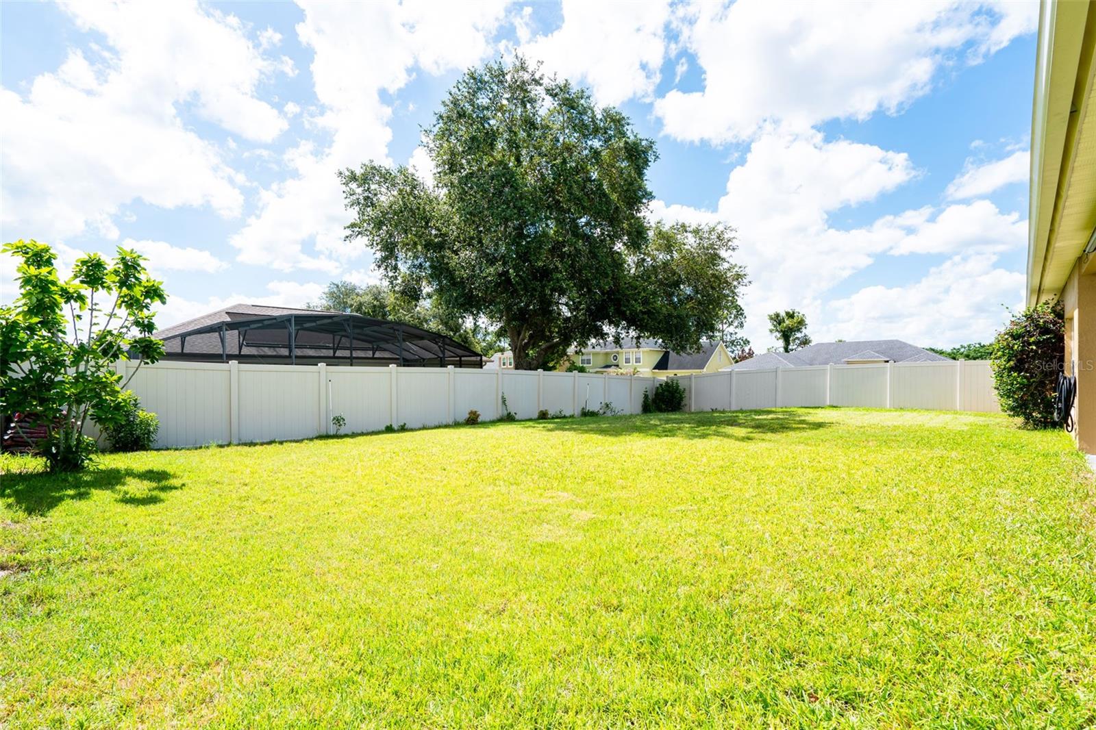 FALCON POINTE REP - Residential