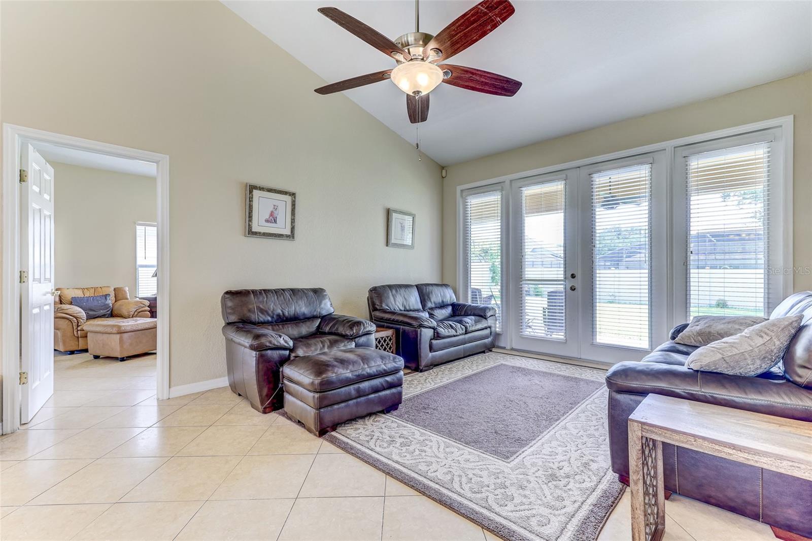 FALCON POINTE REP - Residential
