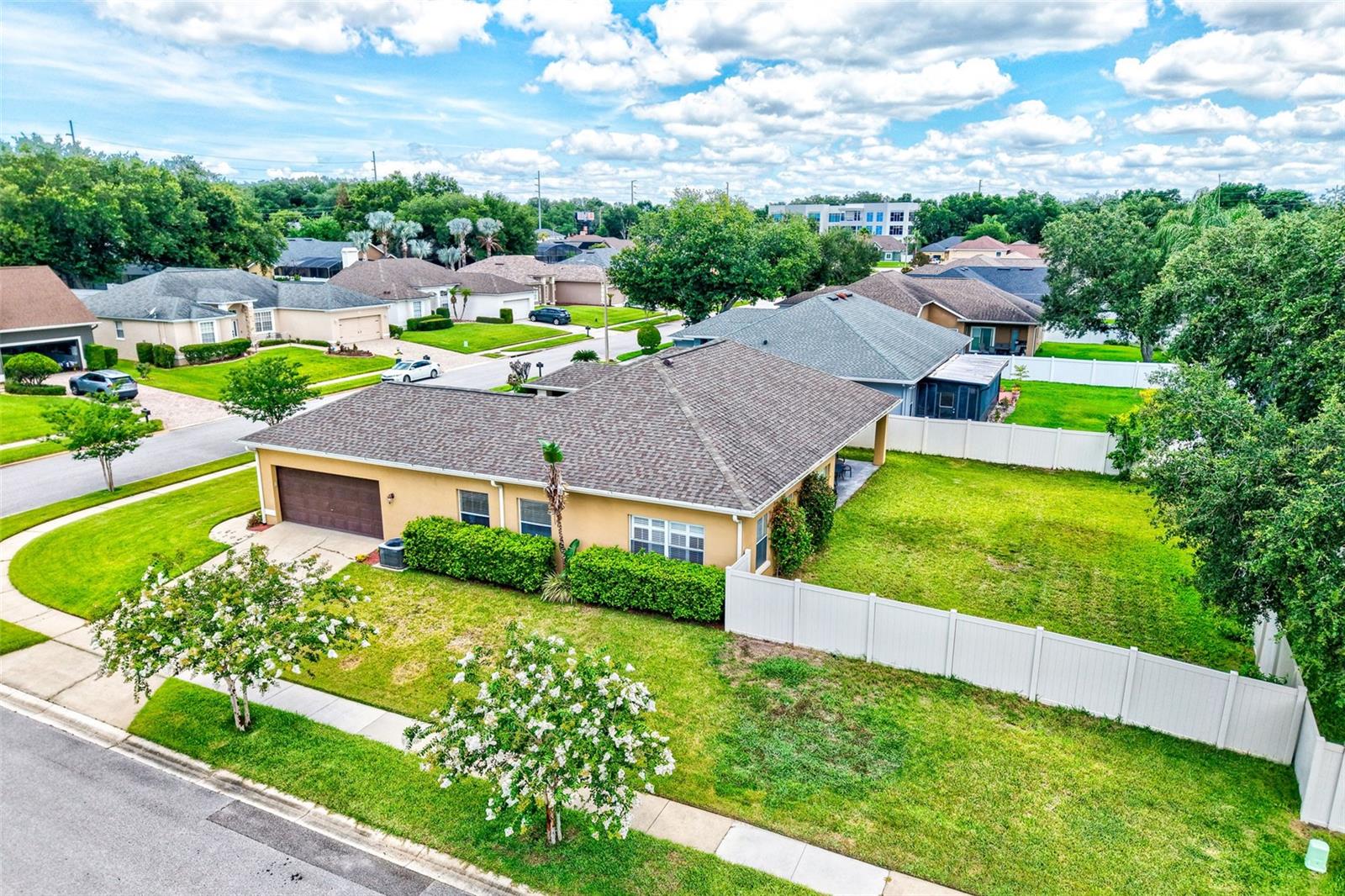 FALCON POINTE REP - Residential