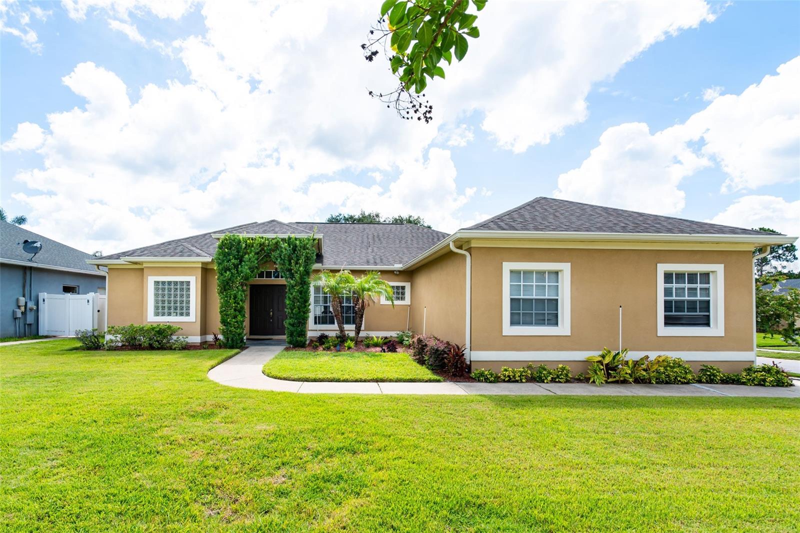 FALCON POINTE REP - Residential