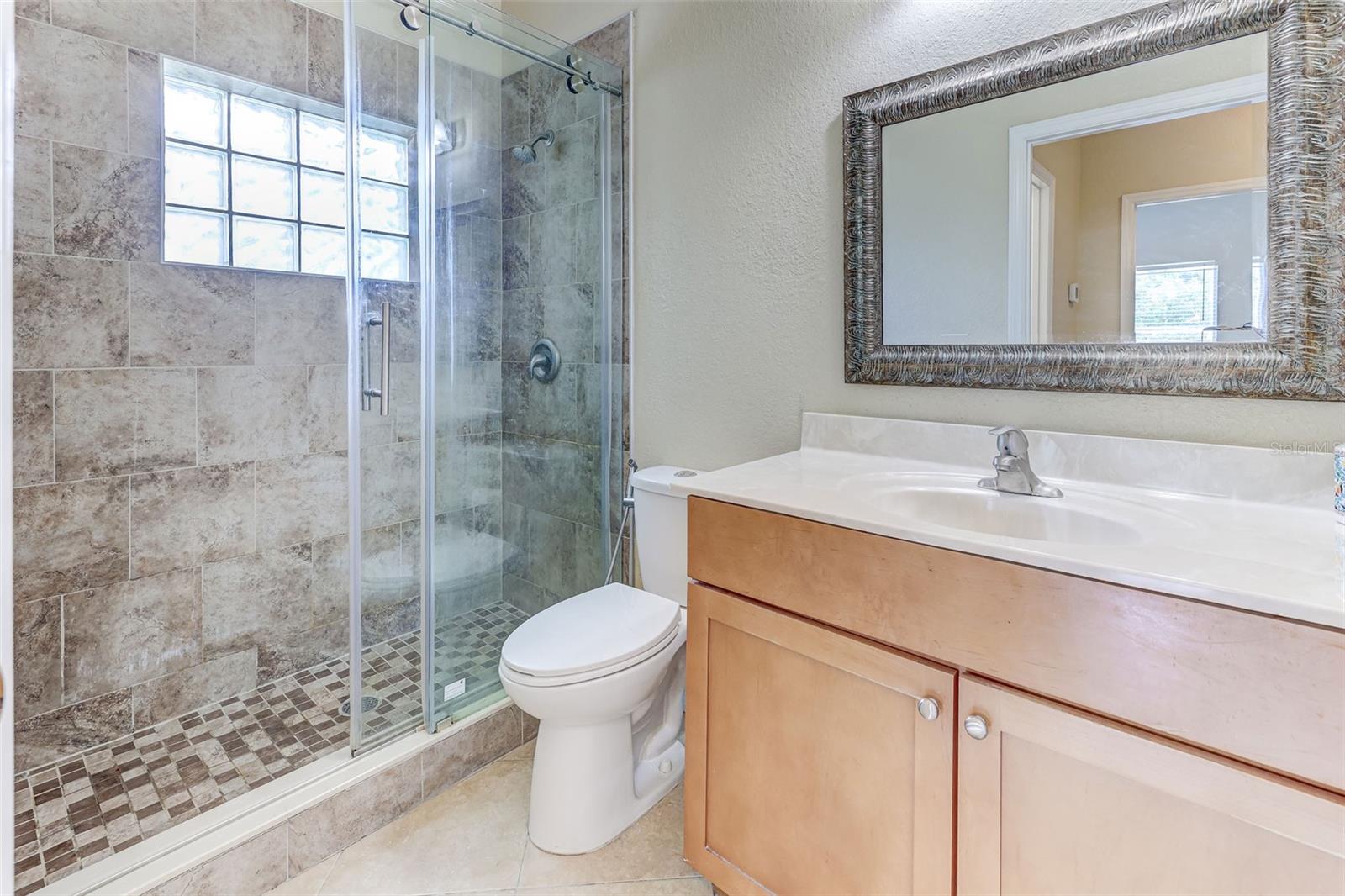 FALCON POINTE REP - Residential