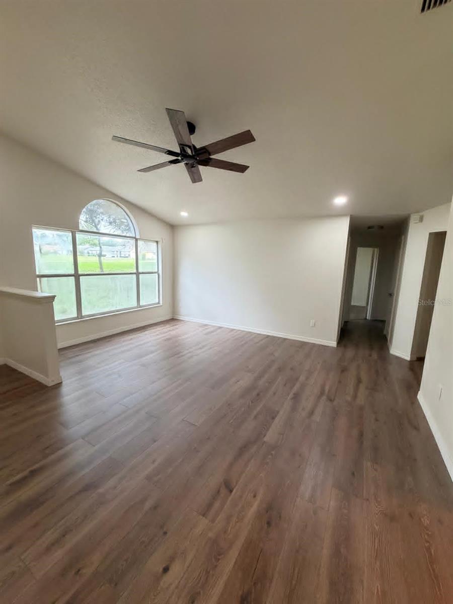 QUAIL POINTE AT SILVER LAKE - Residential