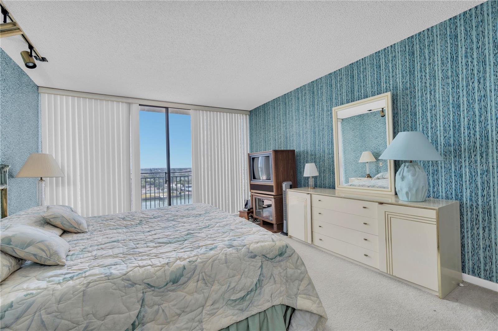 MANSIONS BY THE SEA CONDO - Residential