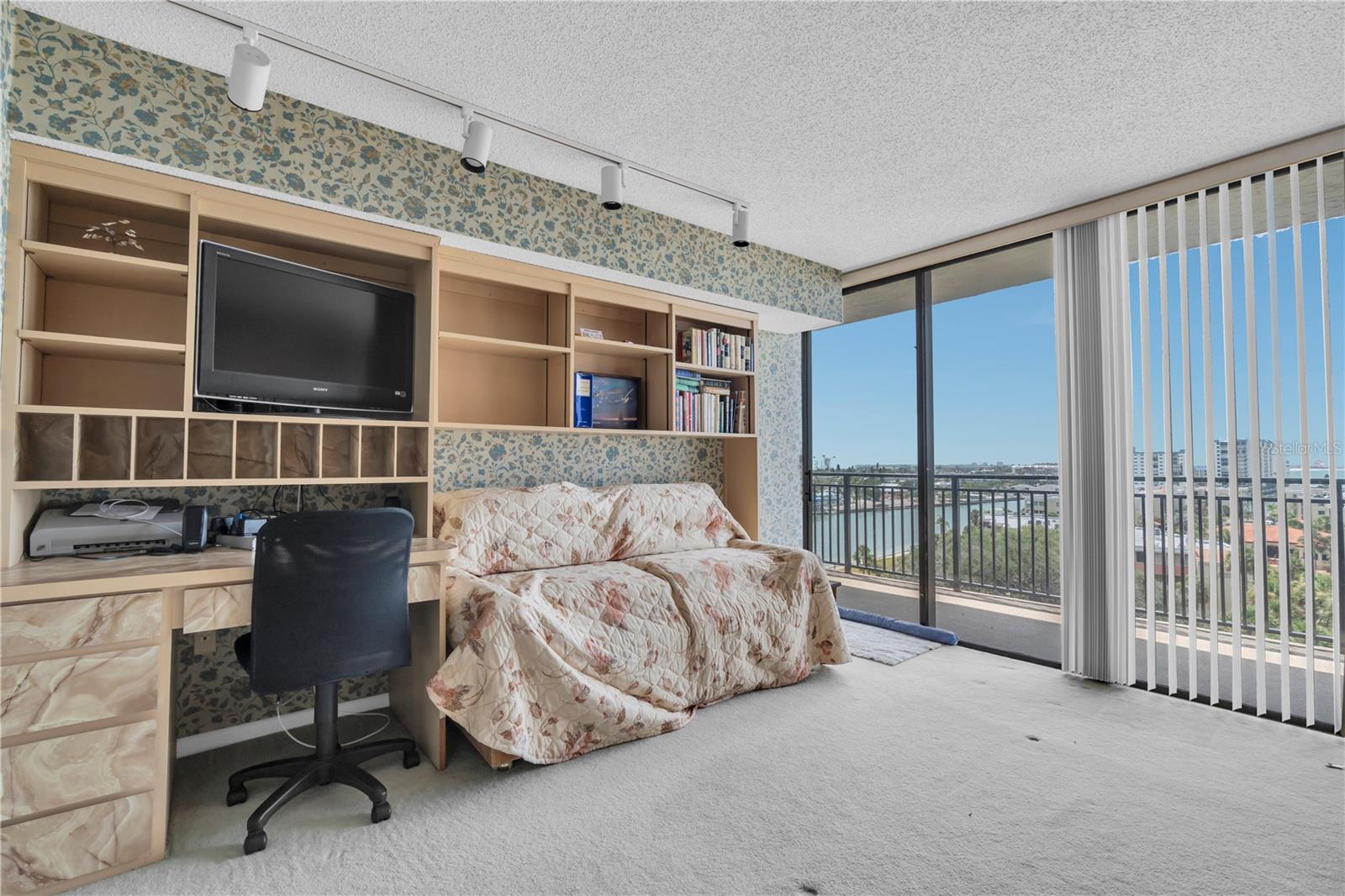 MANSIONS BY THE SEA CONDO - Residential