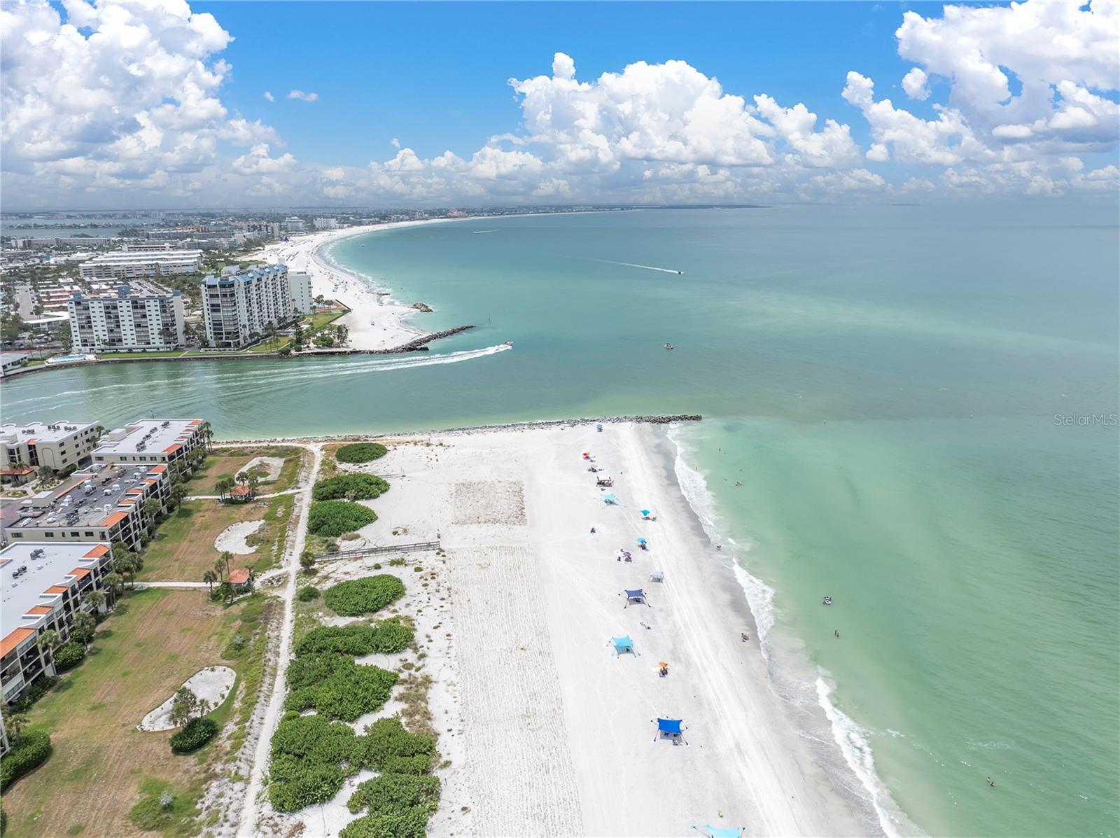 MANSIONS BY THE SEA CONDO - Residential
