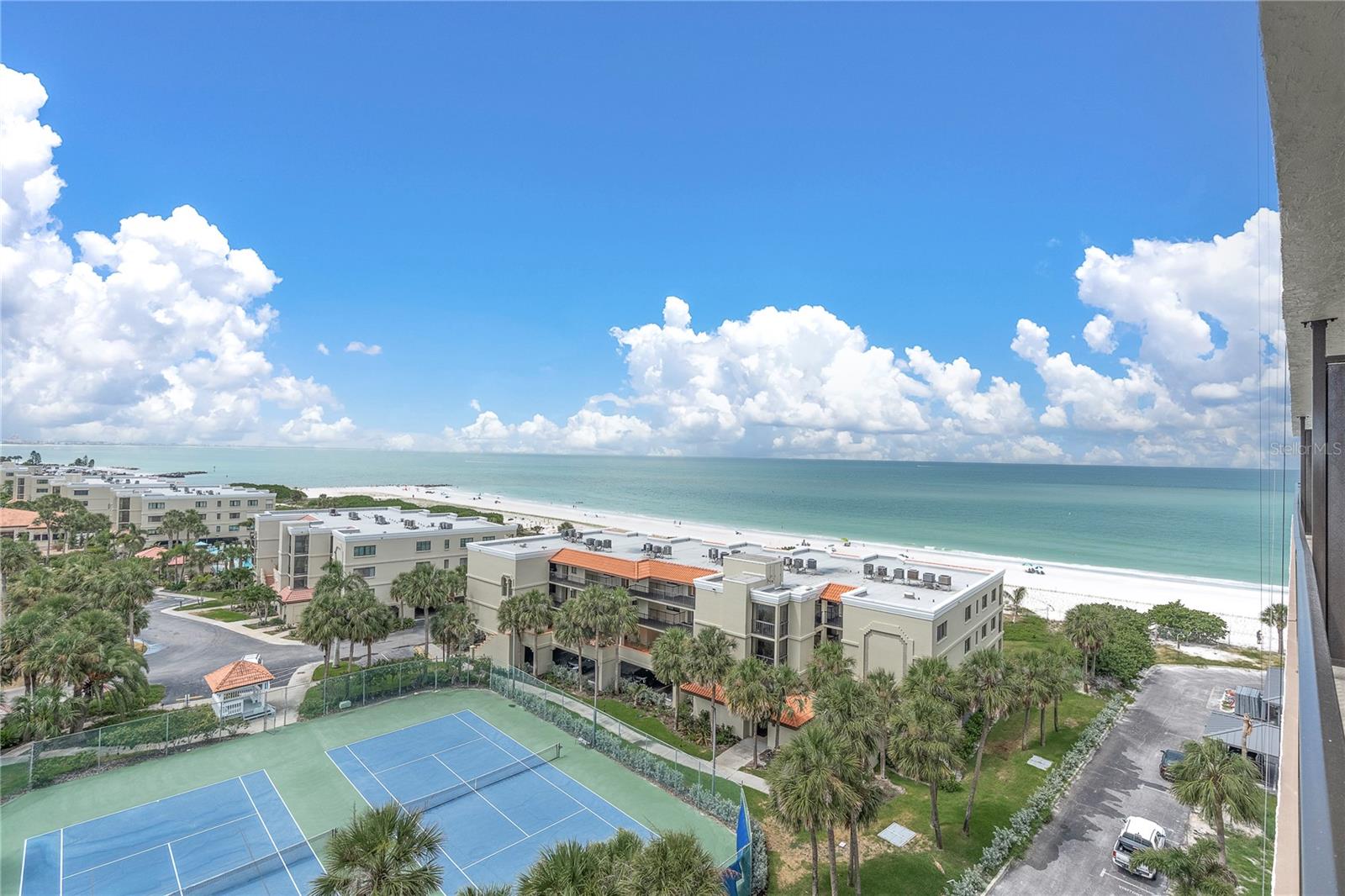 MANSIONS BY THE SEA CONDO - Residential