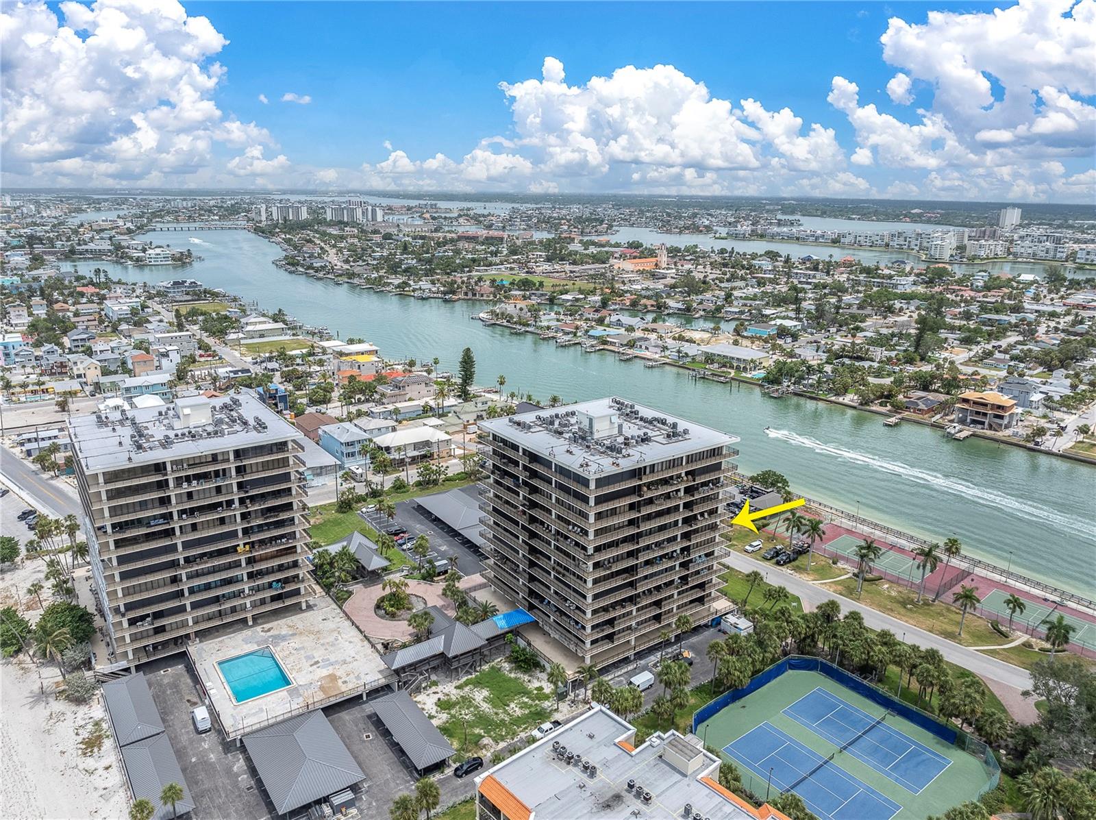 MANSIONS BY THE SEA CONDO - Residential