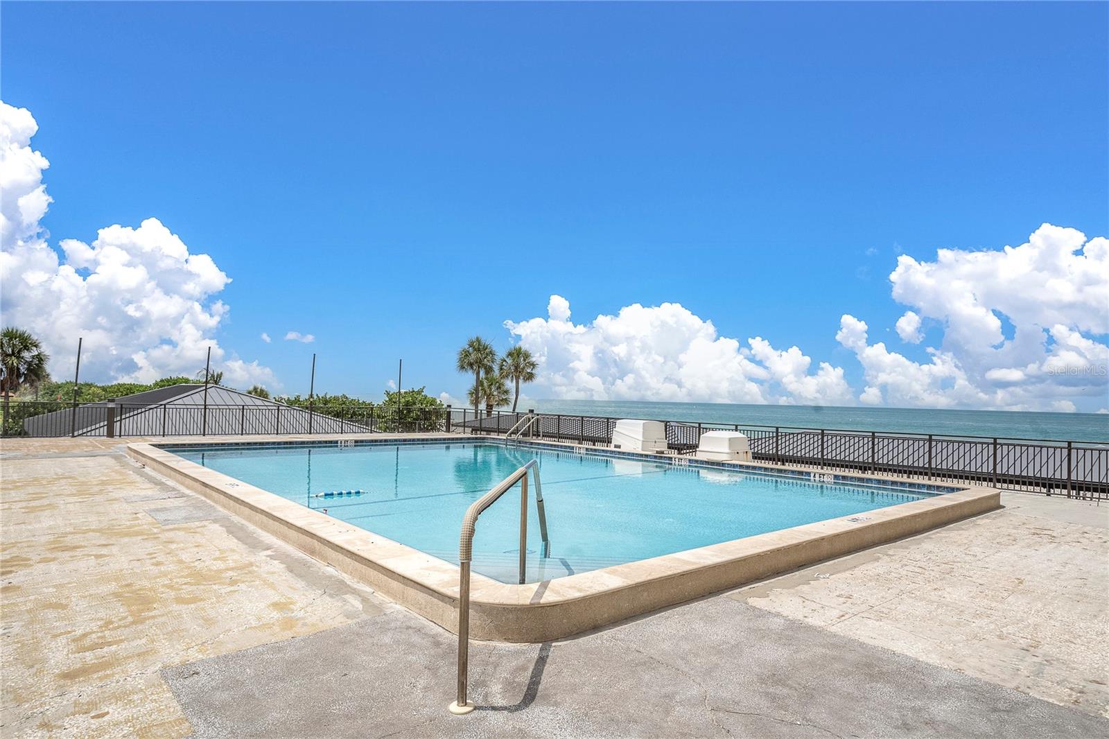 MANSIONS BY THE SEA CONDO - Residential