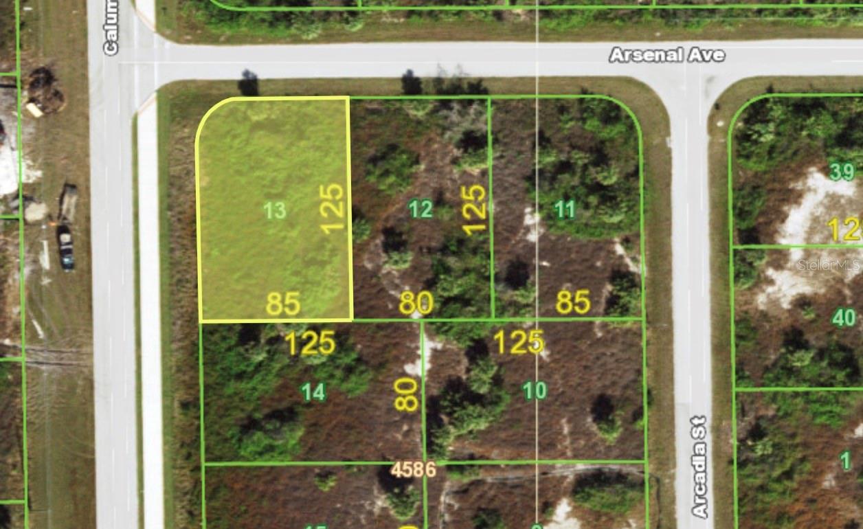 ***BUILD YOUR CUSTOM DREAM HOME IN PARADISE*** Great location in South Gulf Cove, a deed restricted community offering
parks, sidewalks, playgrounds, and a public boat ramp with access to Charlotte Harbor and the Gulf of America. HOA is voluntary and gives access to South Gulf Cove Park. Located near shopping, dining, golf courses, and beautiful beaches on Boca Grande and Manasota Key!
The adjacent lot MLS# N6144781 is also AVAILABLE!!