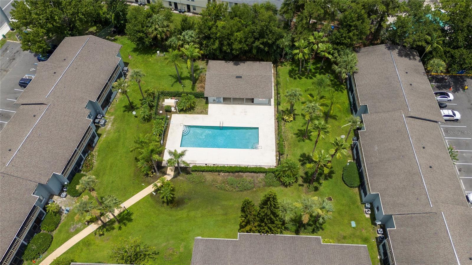 MILLENNIUM PALMS CONDOMINIUM - Residential