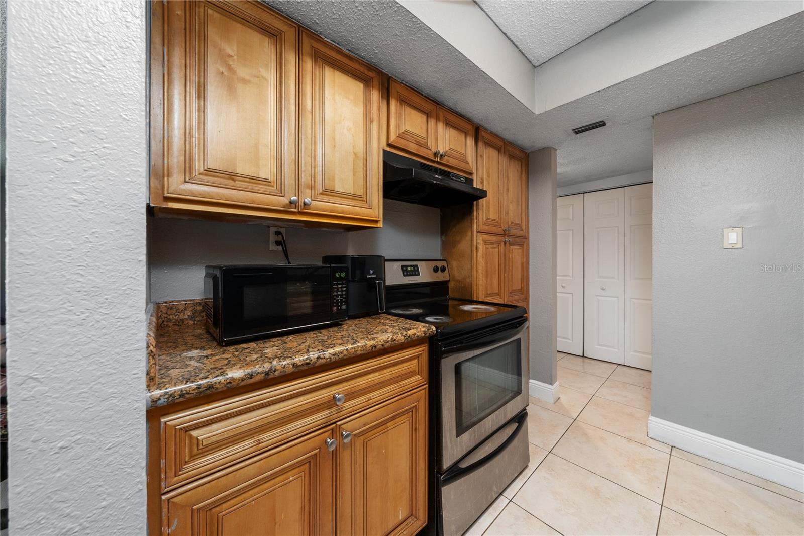MILLENNIUM PALMS CONDOMINIUM - Residential