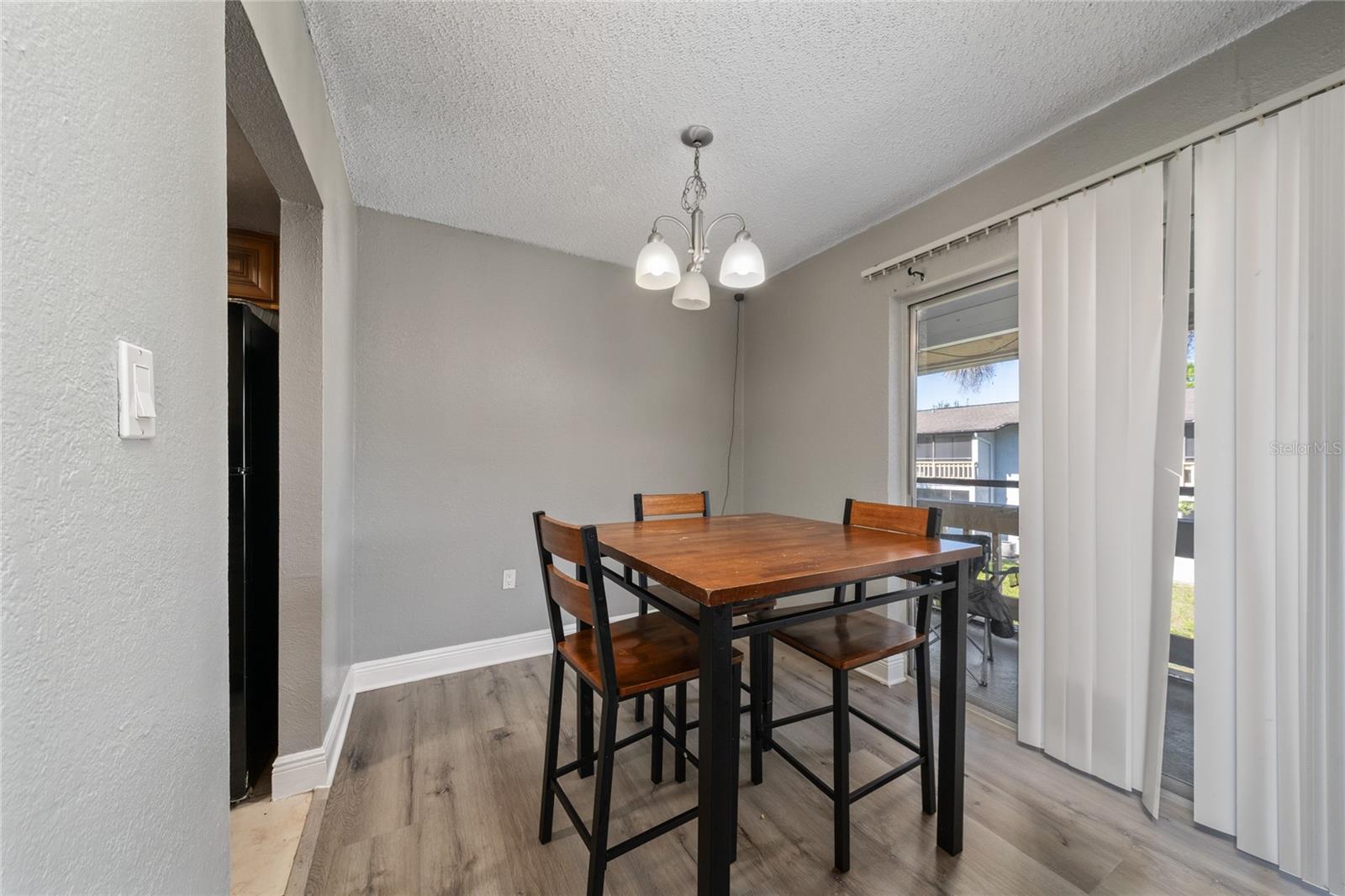MILLENNIUM PALMS CONDOMINIUM - Residential