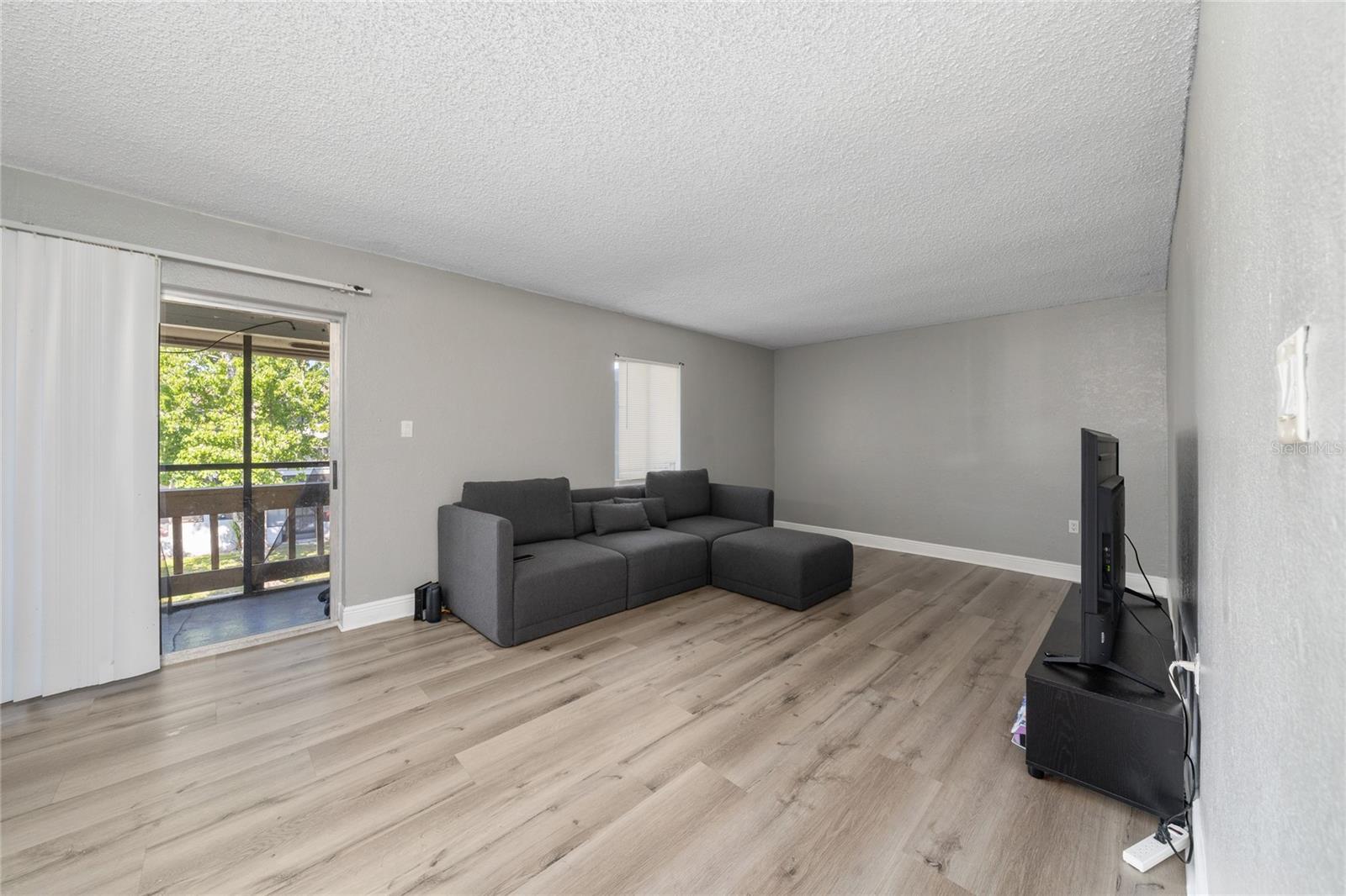 MILLENNIUM PALMS CONDOMINIUM - Residential