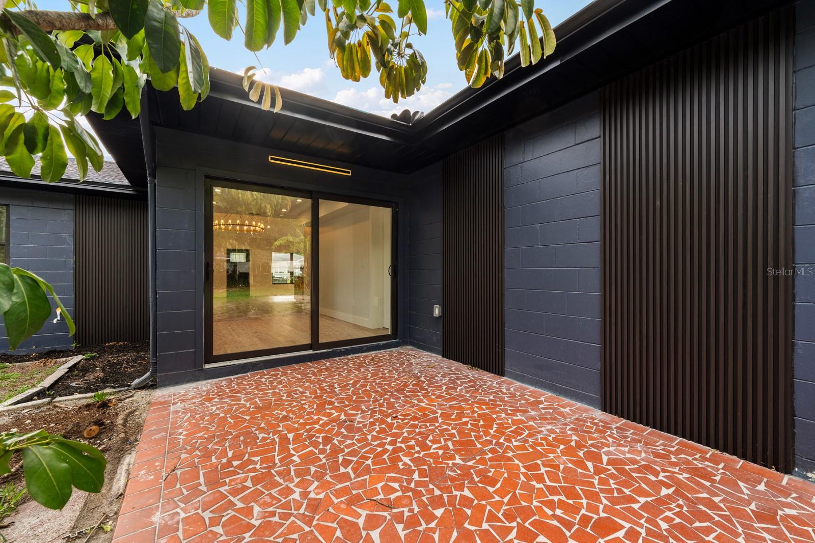 LARSEN PLACE - Residential