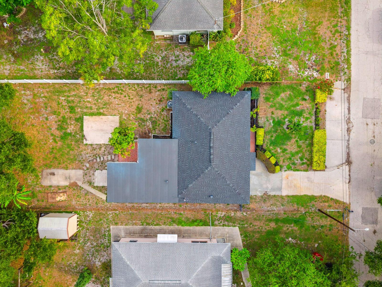 LARSEN PLACE - Residential