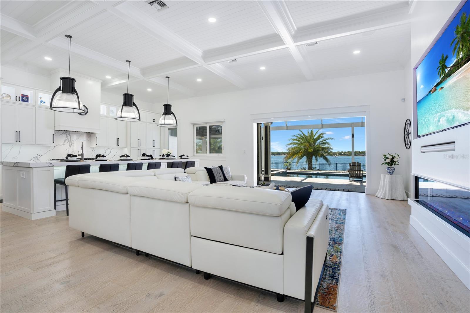 J H LIVINGSTONS SUB - Residential