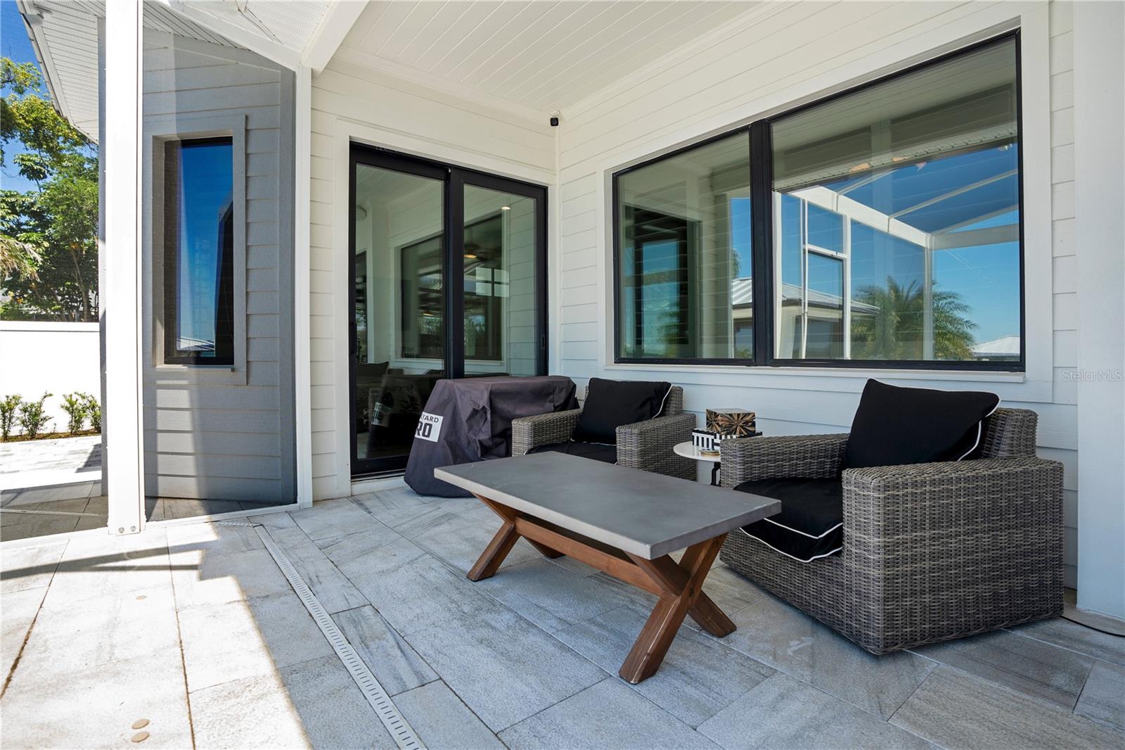 J H LIVINGSTONS SUB - Residential