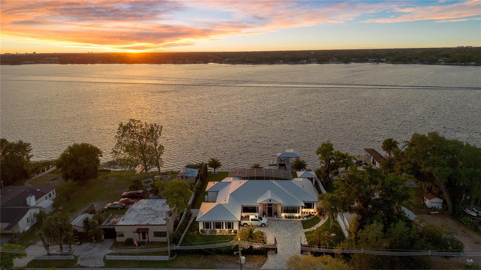 J H LIVINGSTONS SUB - Residential
