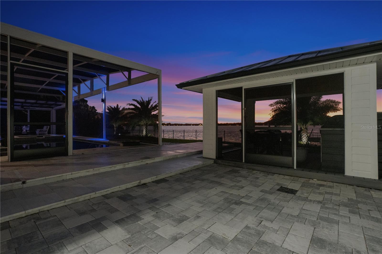 J H LIVINGSTONS SUB - Residential