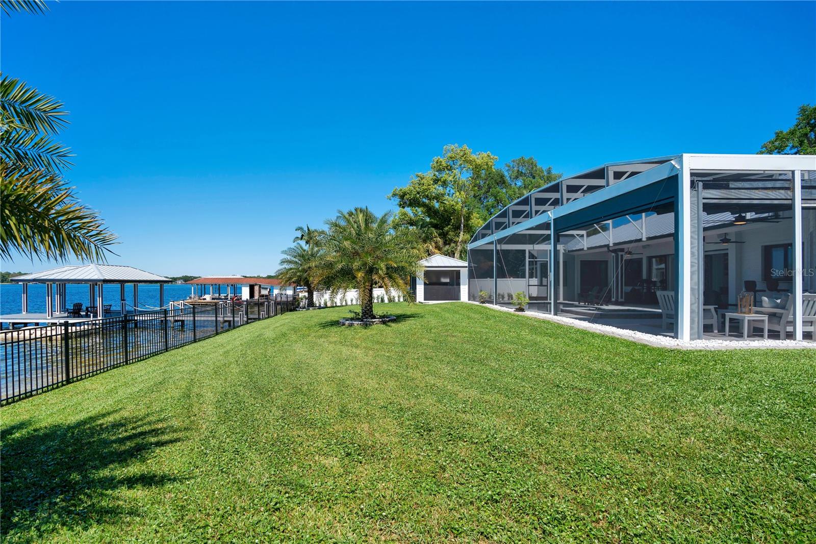J H LIVINGSTONS SUB - Residential
