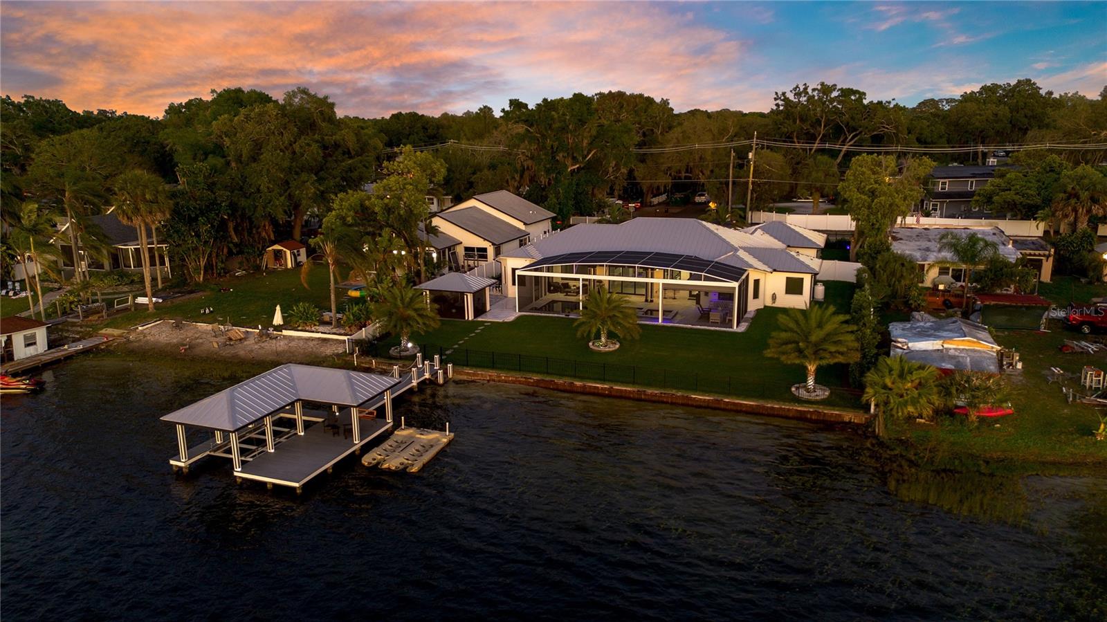 J H LIVINGSTONS SUB - Residential