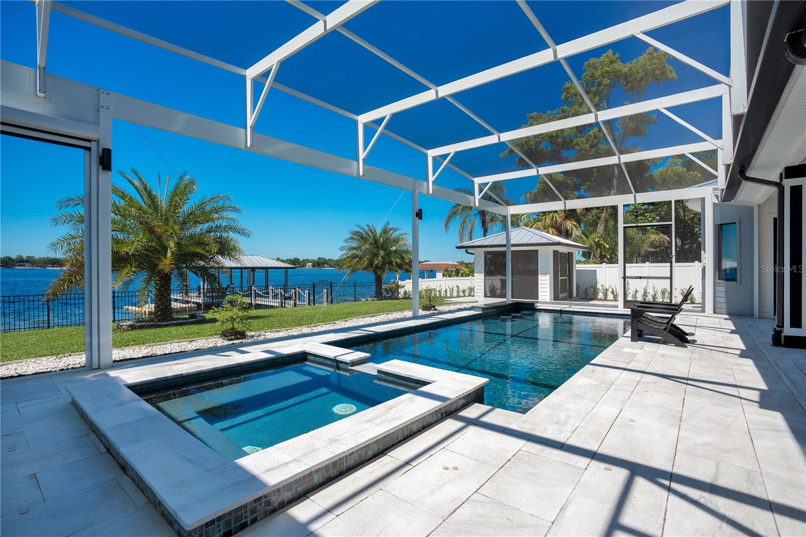J H LIVINGSTONS SUB - Residential