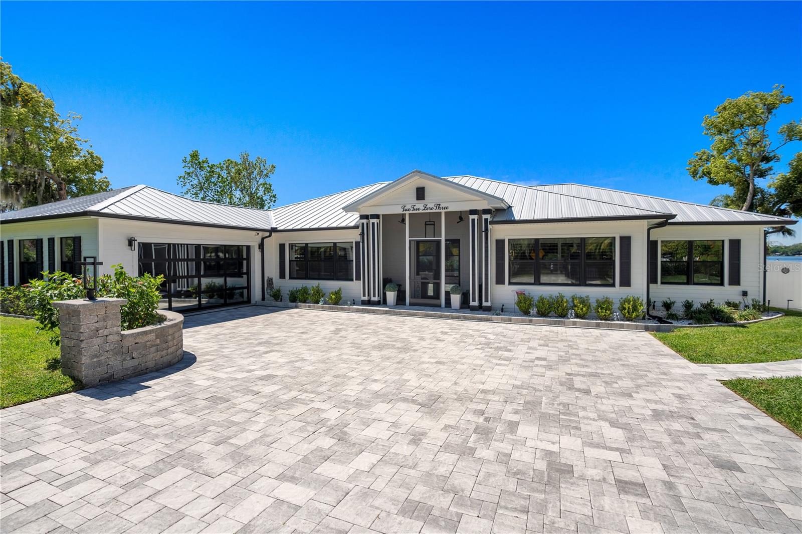 J H LIVINGSTONS SUB - Residential