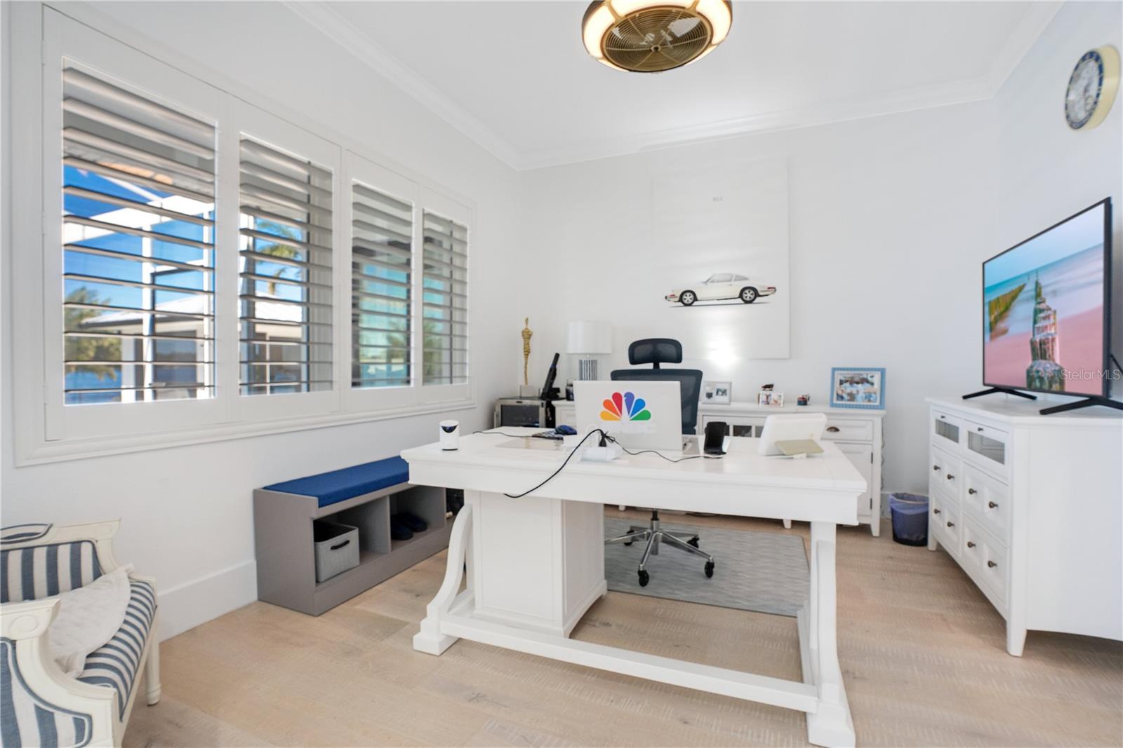 J H LIVINGSTONS SUB - Residential