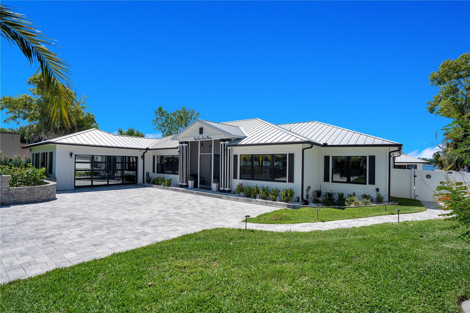 J H LIVINGSTONS SUB - Residential