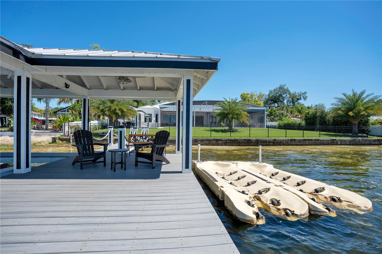 J H LIVINGSTONS SUB - Residential