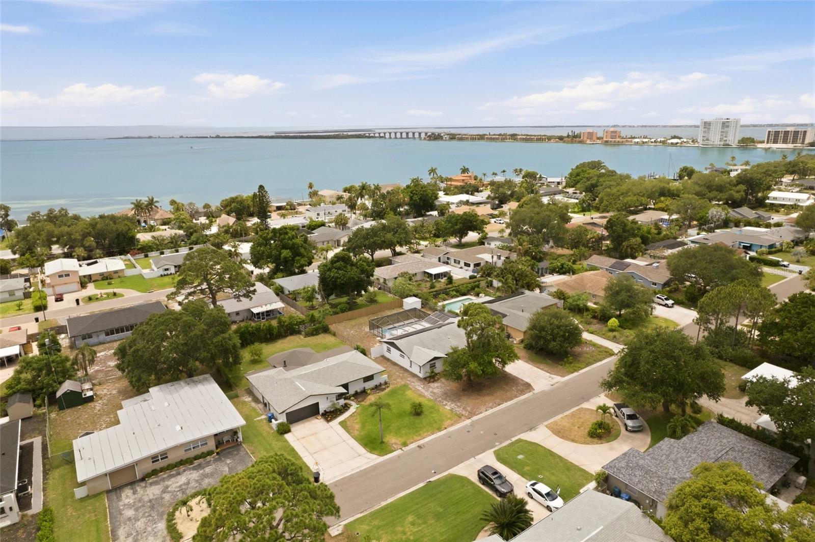 PINELLAS POINT SKYVIEW SHORES 1ST ADD BLK 4, LOT 3 - Residential