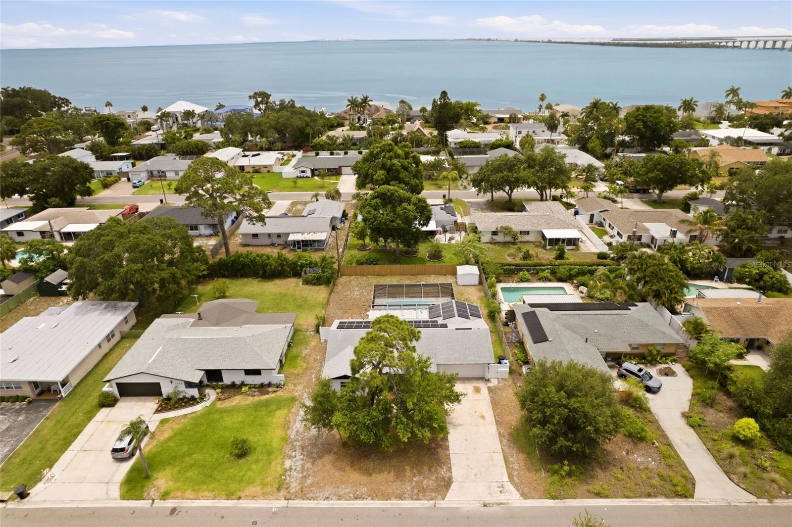 PINELLAS POINT SKYVIEW SHORES 1ST ADD BLK 4, LOT 3 - Residential