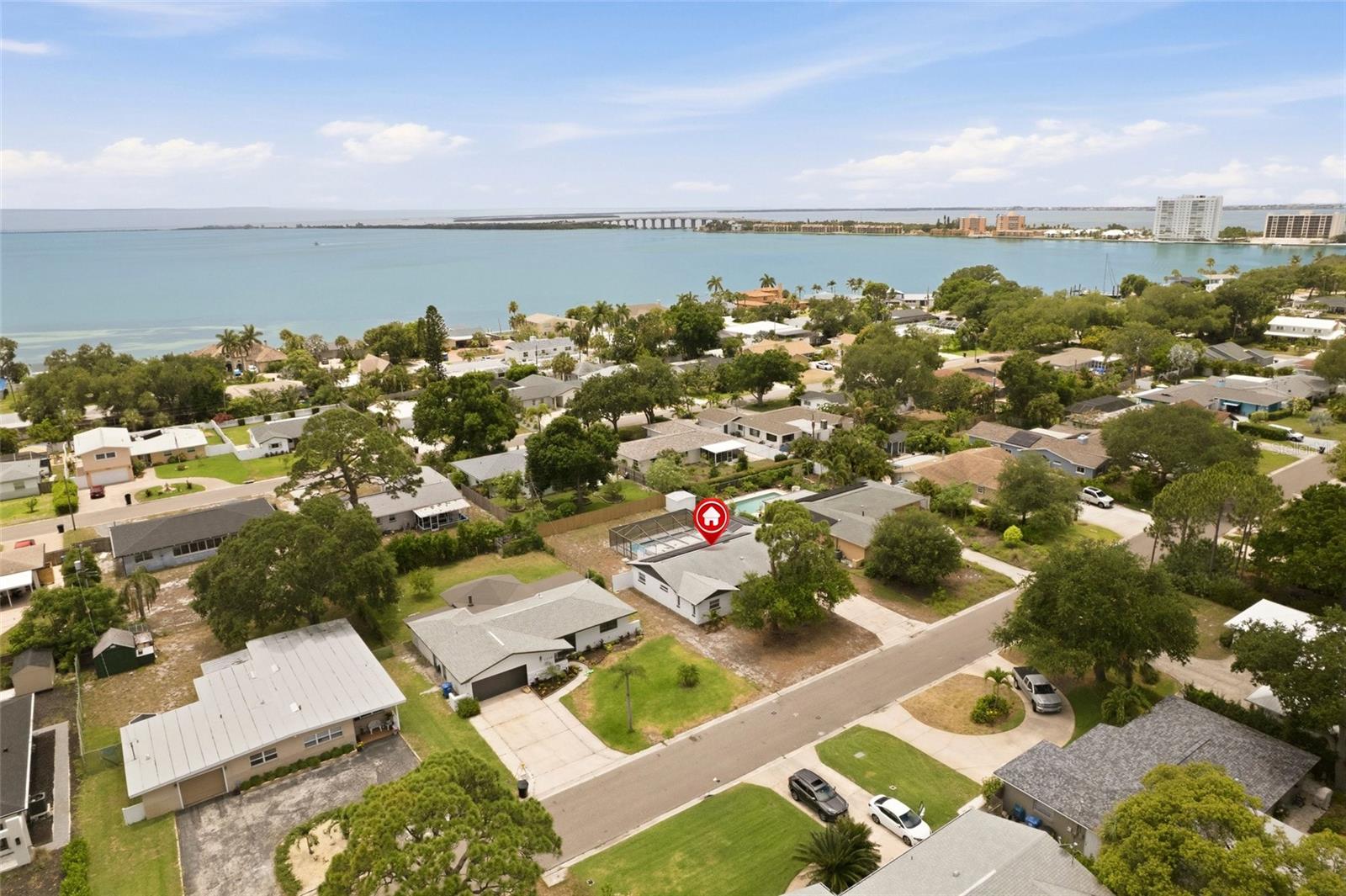 PINELLAS POINT SKYVIEW SHORES 1ST ADD BLK 4, LOT 3 - Residential