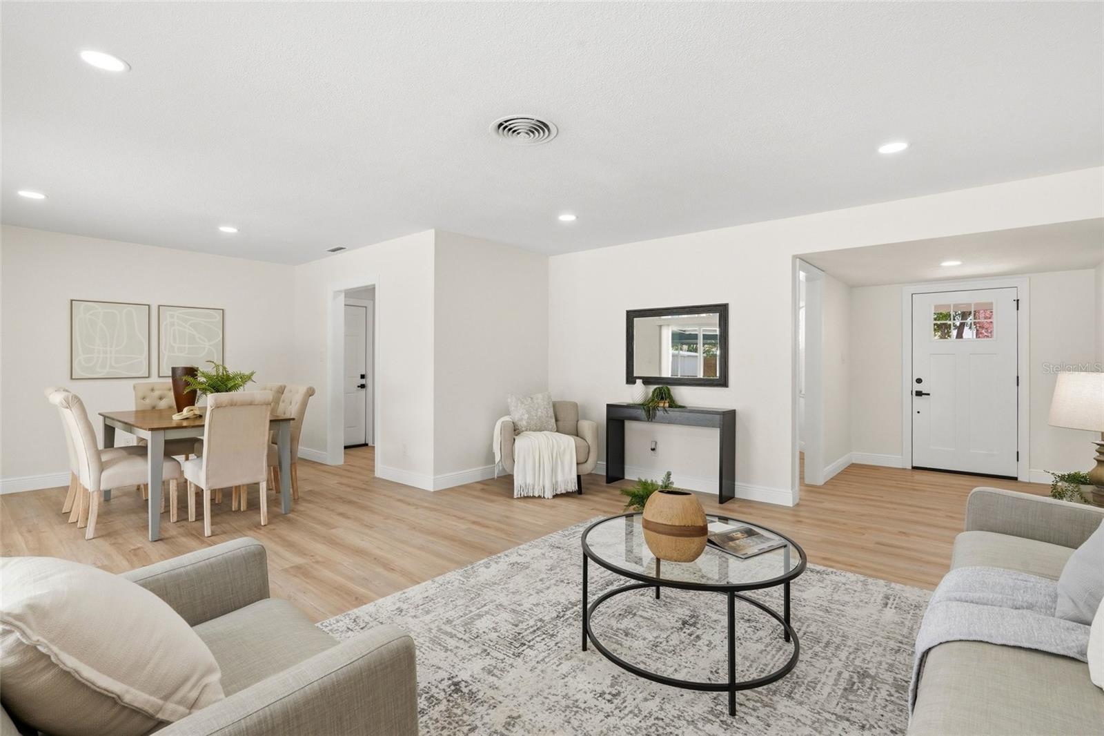 PINELLAS POINT SKYVIEW SHORES 1ST ADD BLK 4, LOT 3 - Residential