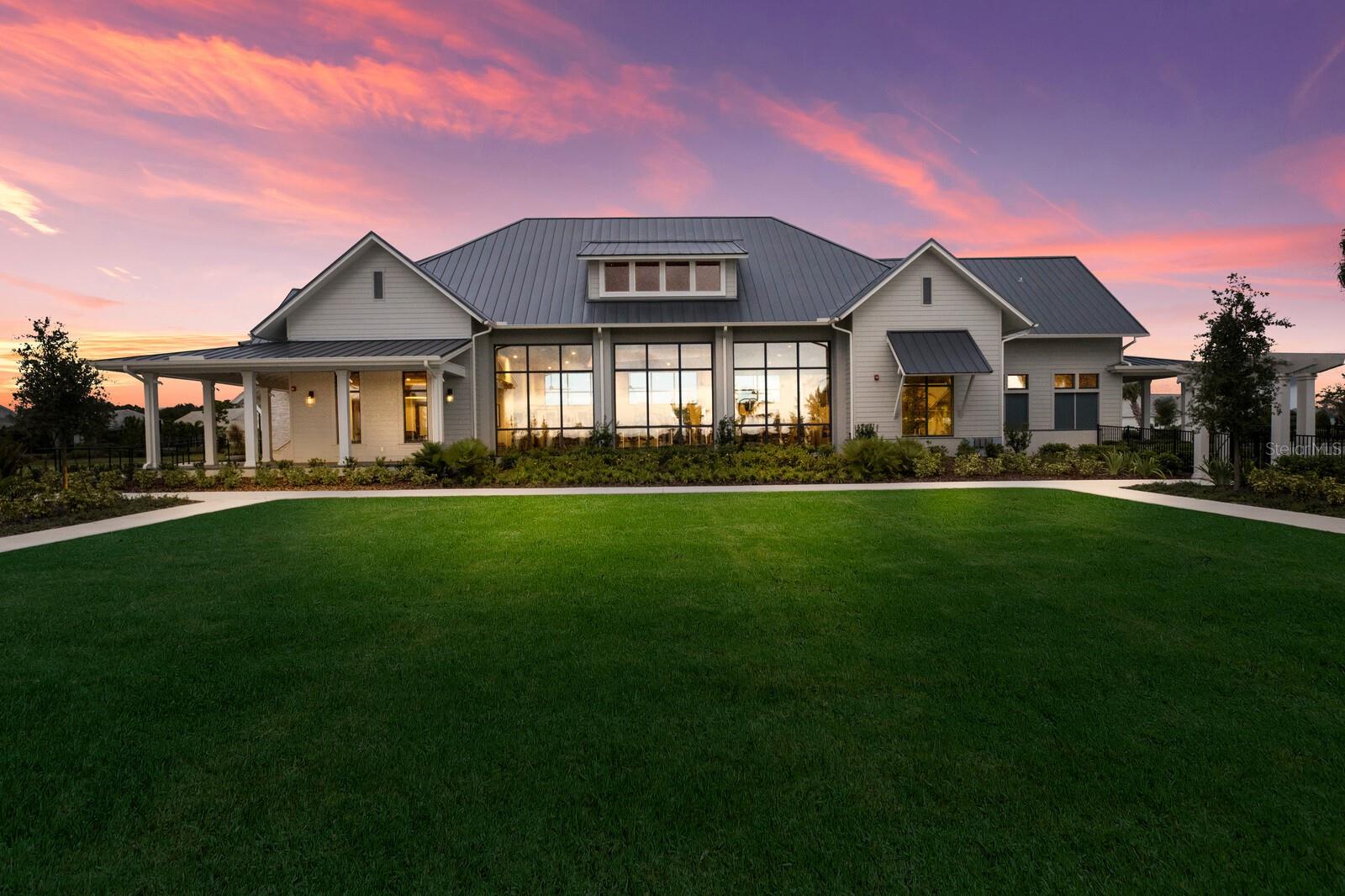 LAKEHOUSE COVE AT WATERSIDE - Residential