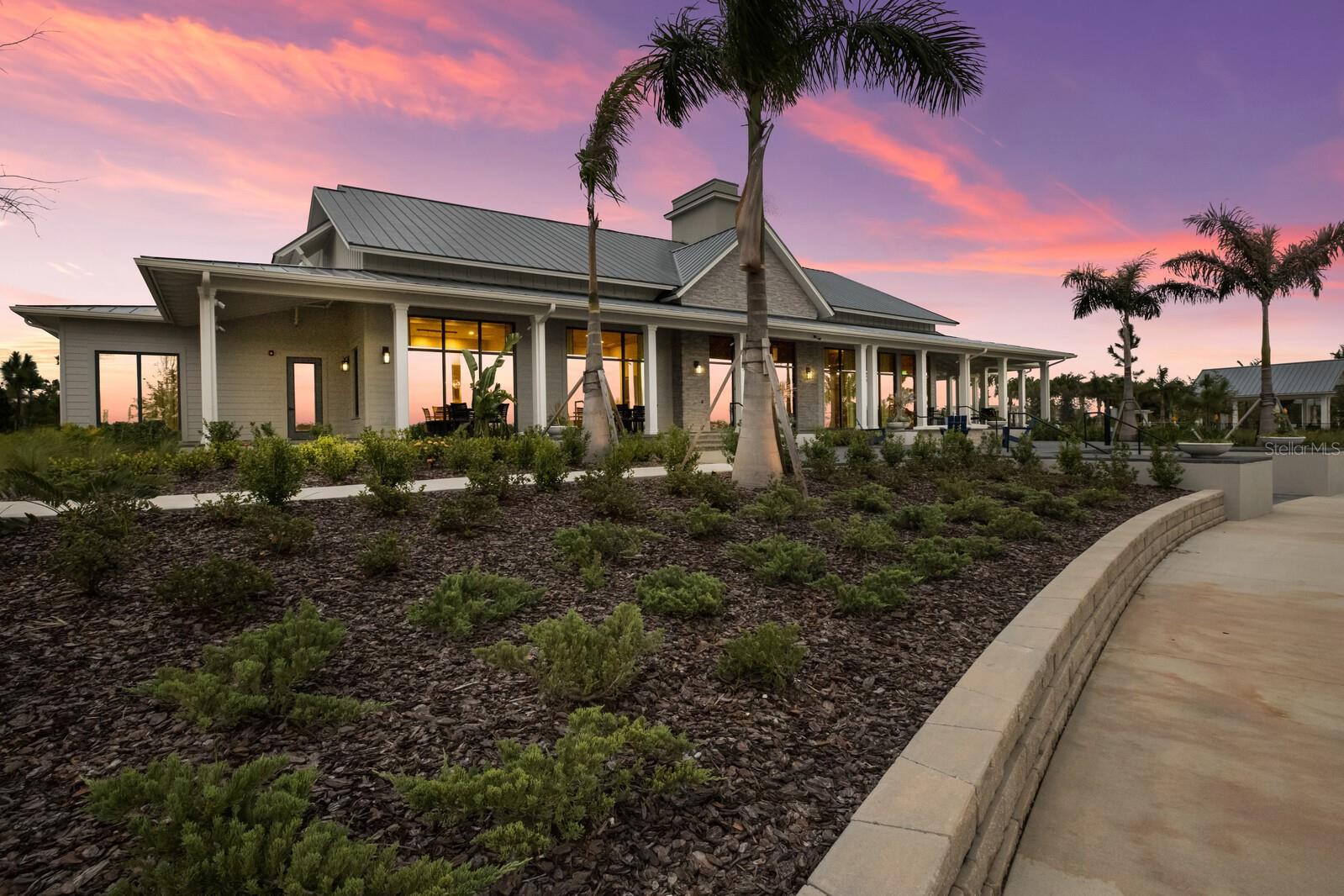 LAKEHOUSE COVE AT WATERSIDE - Residential