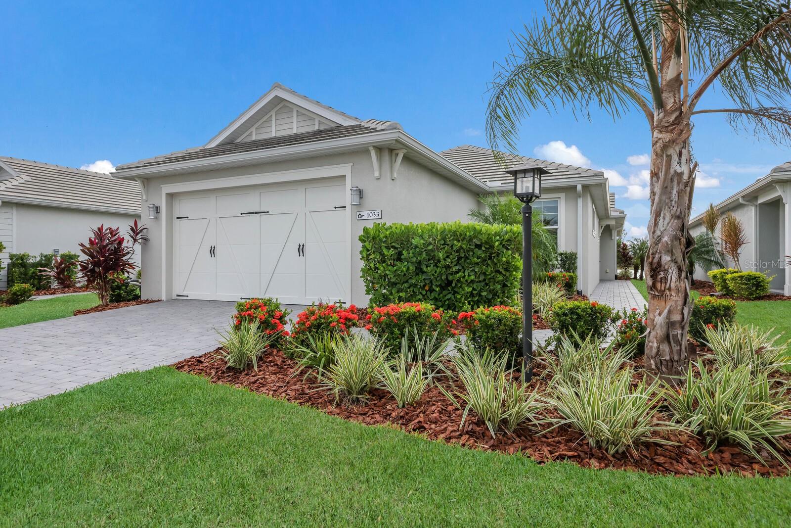 LAKEHOUSE COVE AT WATERSIDE - Residential