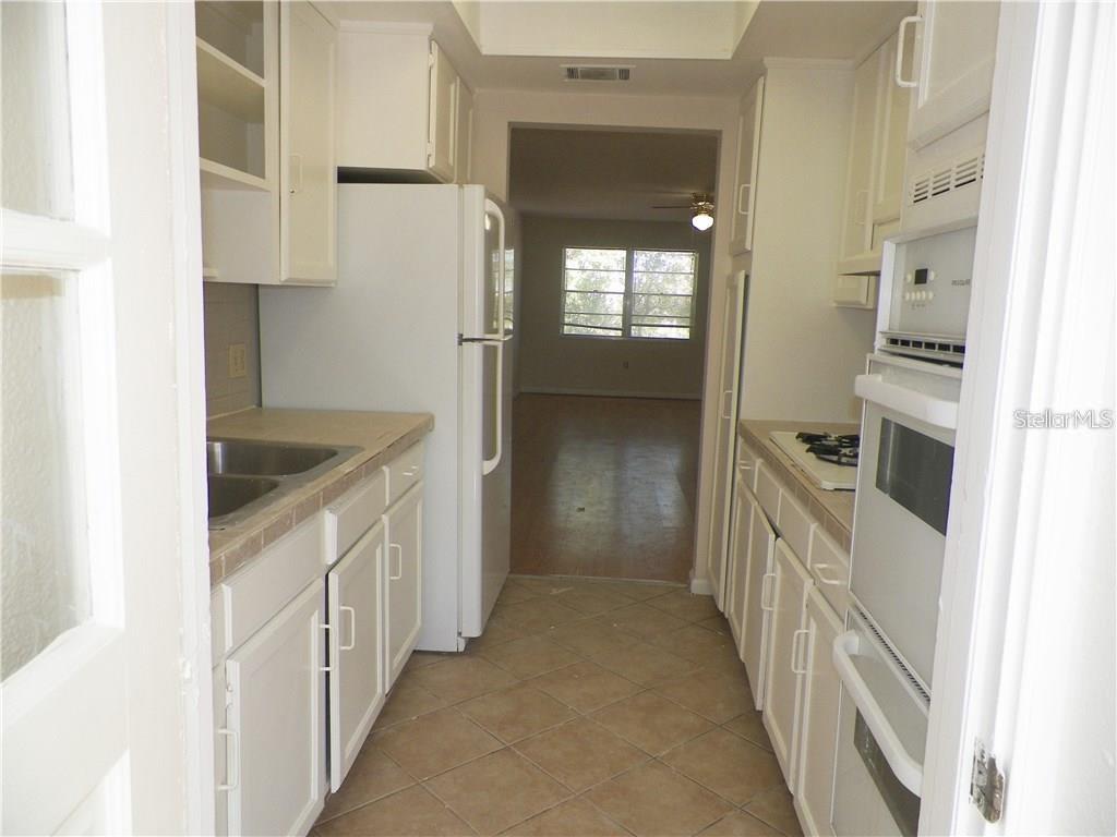 TOWN ARMS APTS CONDO - Residential