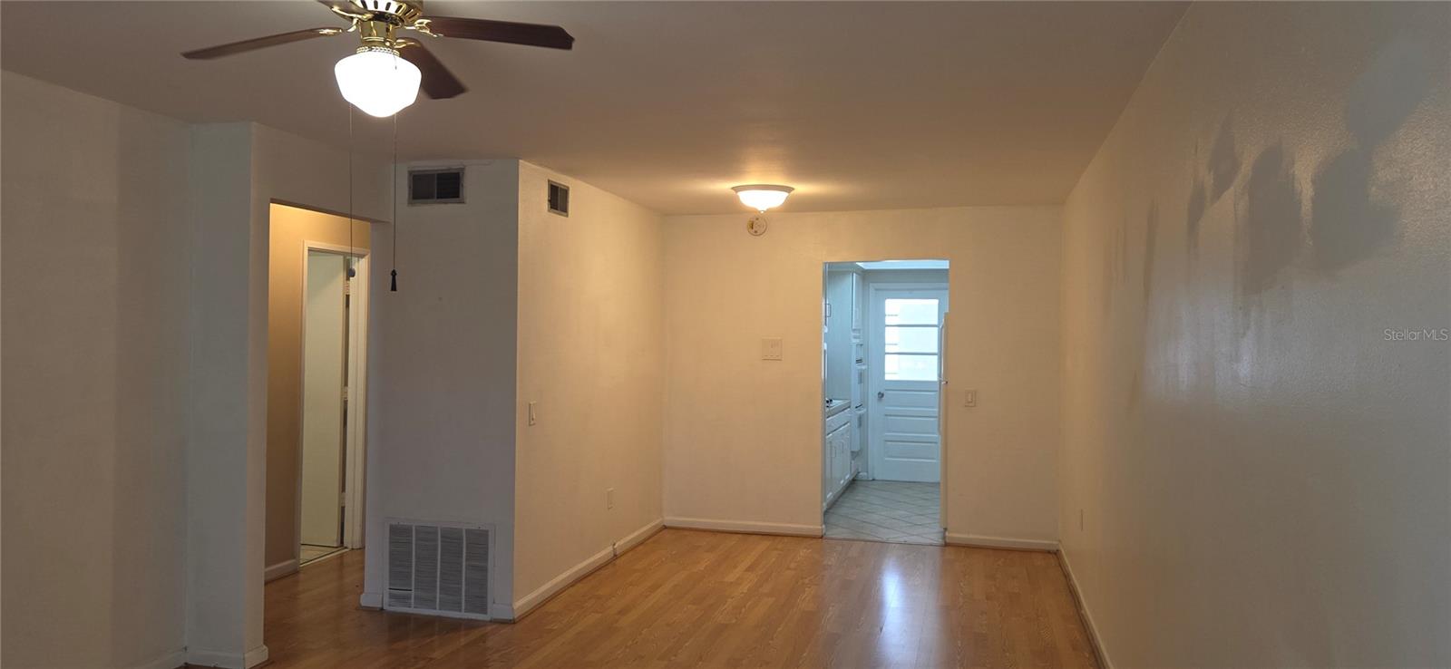 TOWN ARMS APTS CONDO - Residential