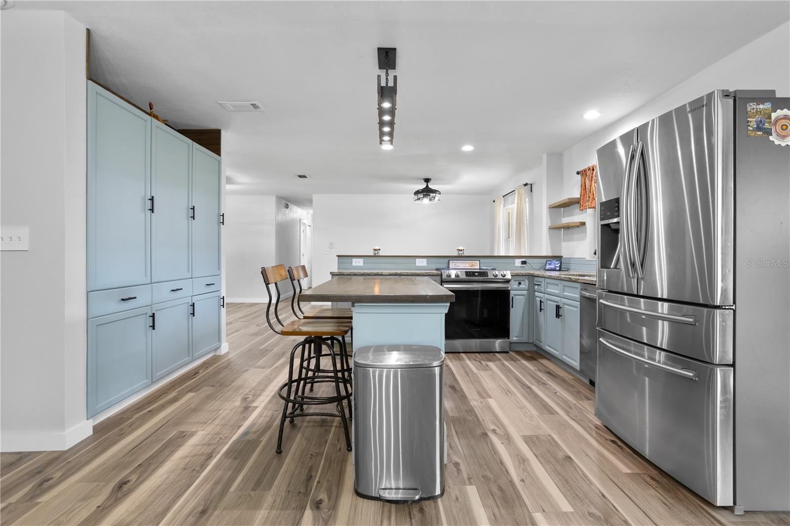 TODHUNTER ESTATES - Residential