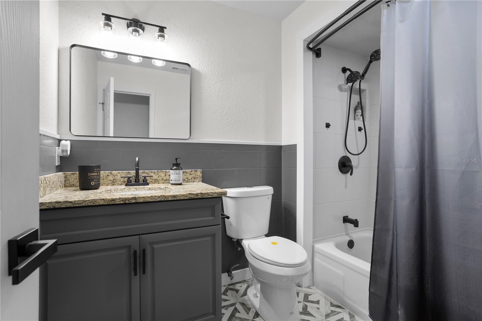 TODHUNTER ESTATES - Residential