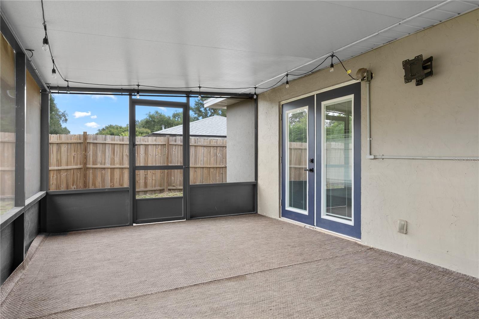 TODHUNTER ESTATES - Residential