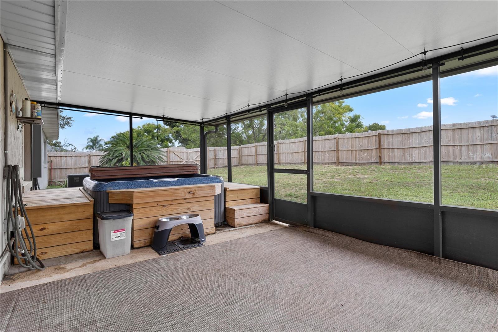 TODHUNTER ESTATES - Residential