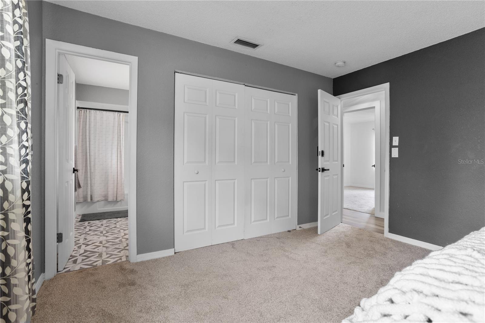 TODHUNTER ESTATES - Residential