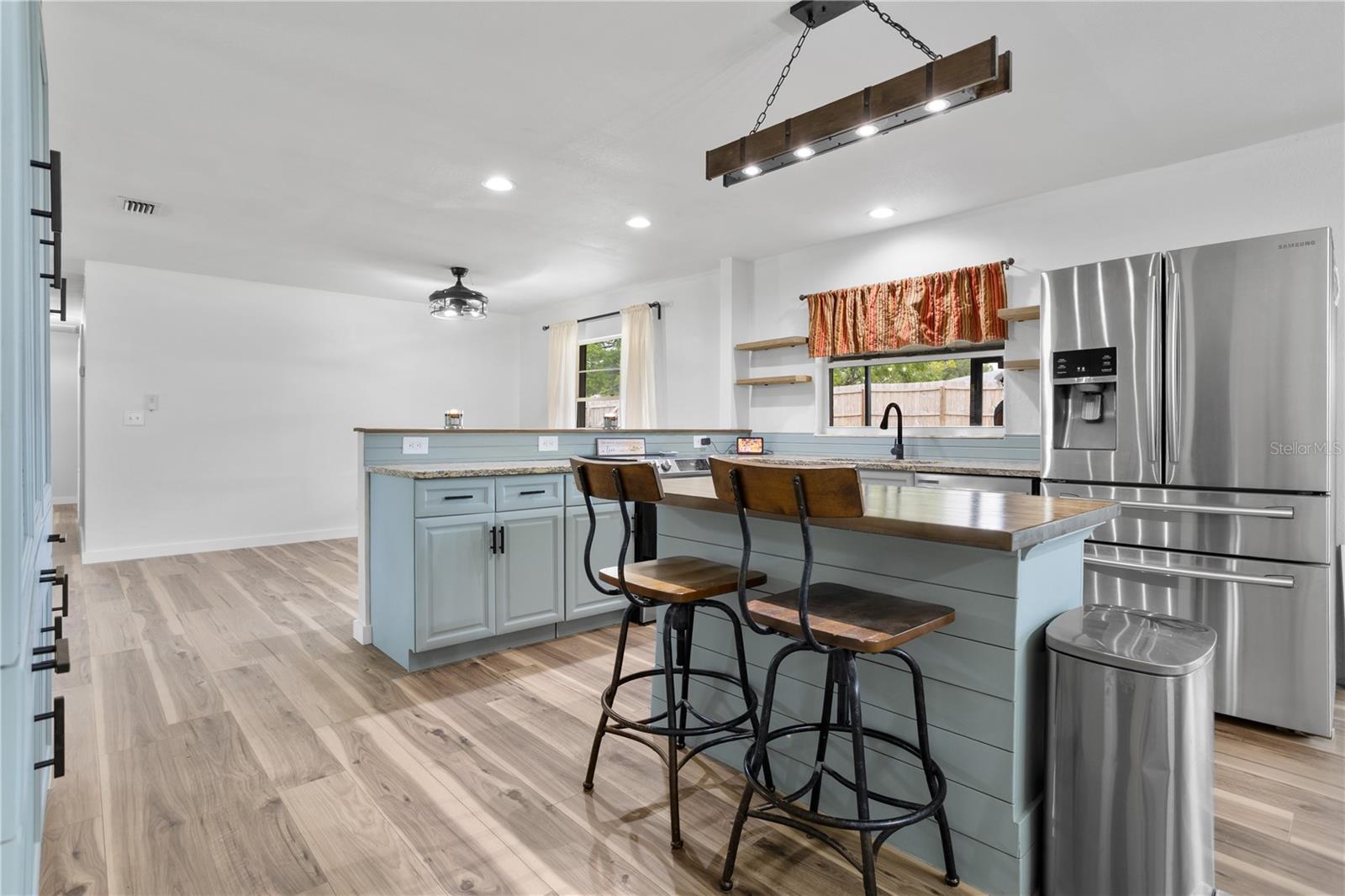 TODHUNTER ESTATES - Residential